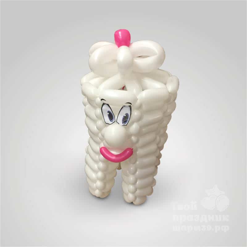 Первый зуб - фигура из воздушных шаров